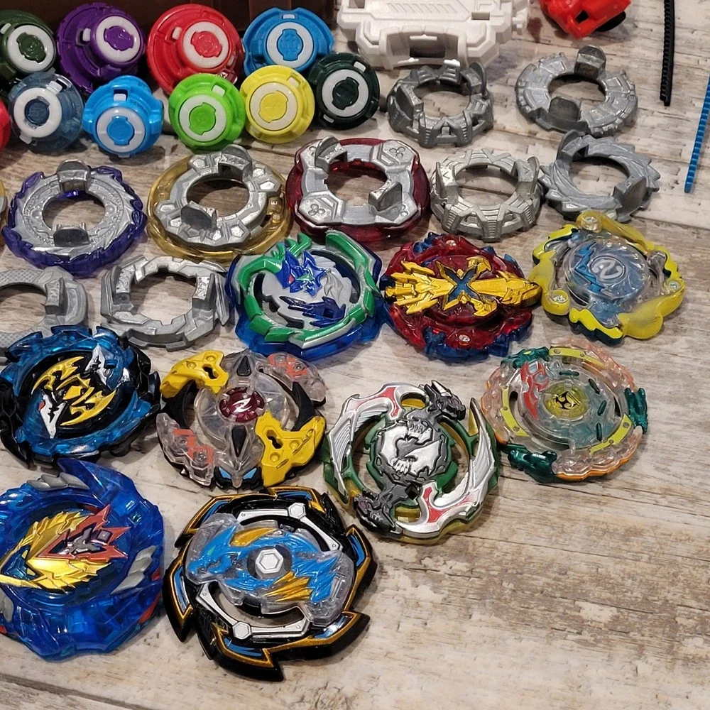 Beyblade Burst Evolution &‎ Turbo Collection - Launchers, Layers, Discs & Case